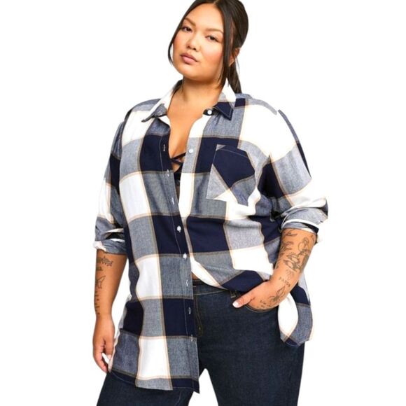 TORRID NEW LIZZIE SOFTEST Plaid Flannel Tunic Size 2X - Picture 2 of 16